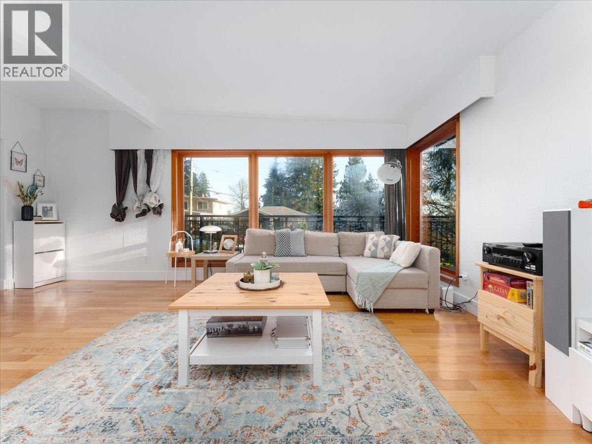 868 Prospect Avenue, North Vancouver, British Columbia  V7R 2M3 - Photo 11 - R3105731