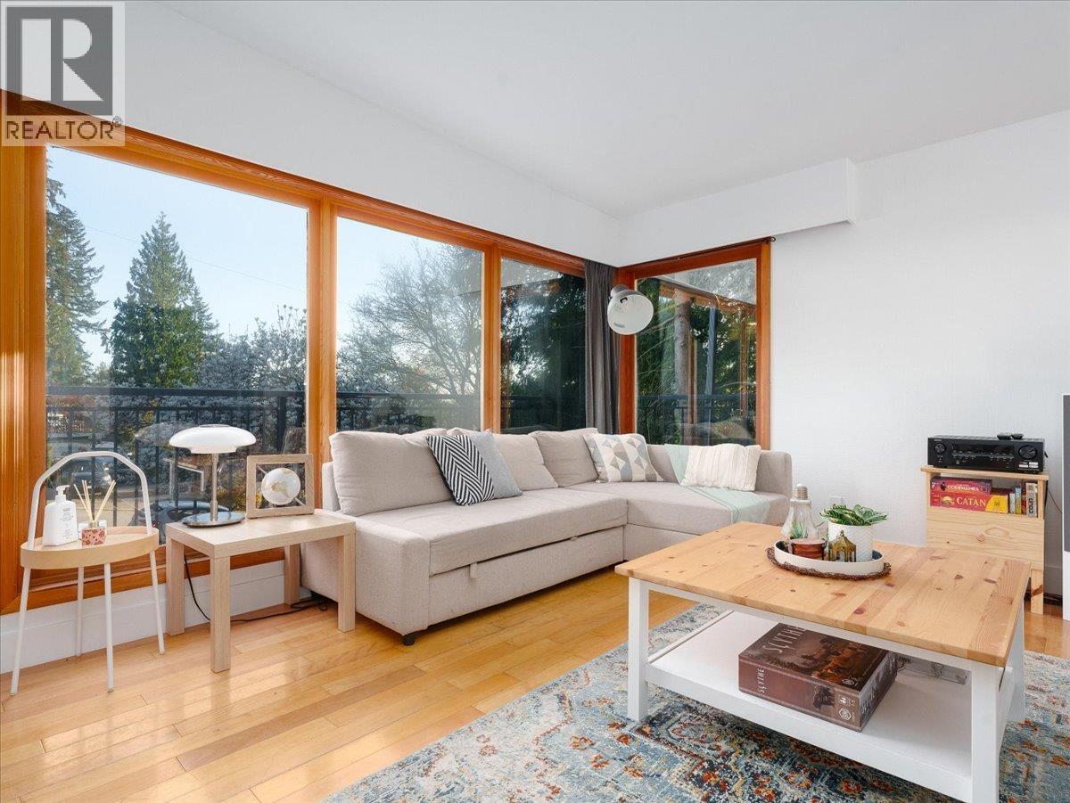 868 Prospect Avenue, North Vancouver, British Columbia  V7R 2M3 - Photo 14 - R3105731