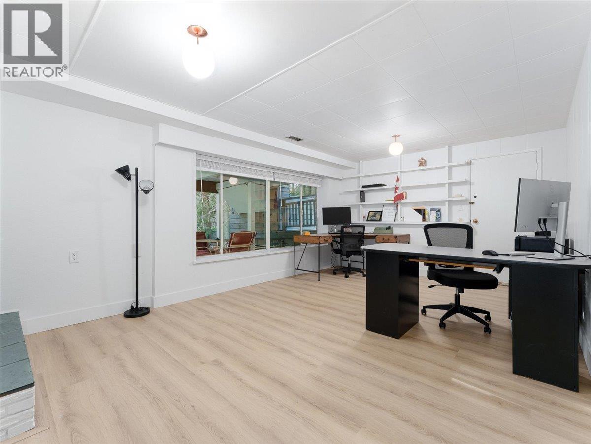 868 Prospect Avenue, North Vancouver, British Columbia  V7R 2M3 - Photo 28 - R3105731