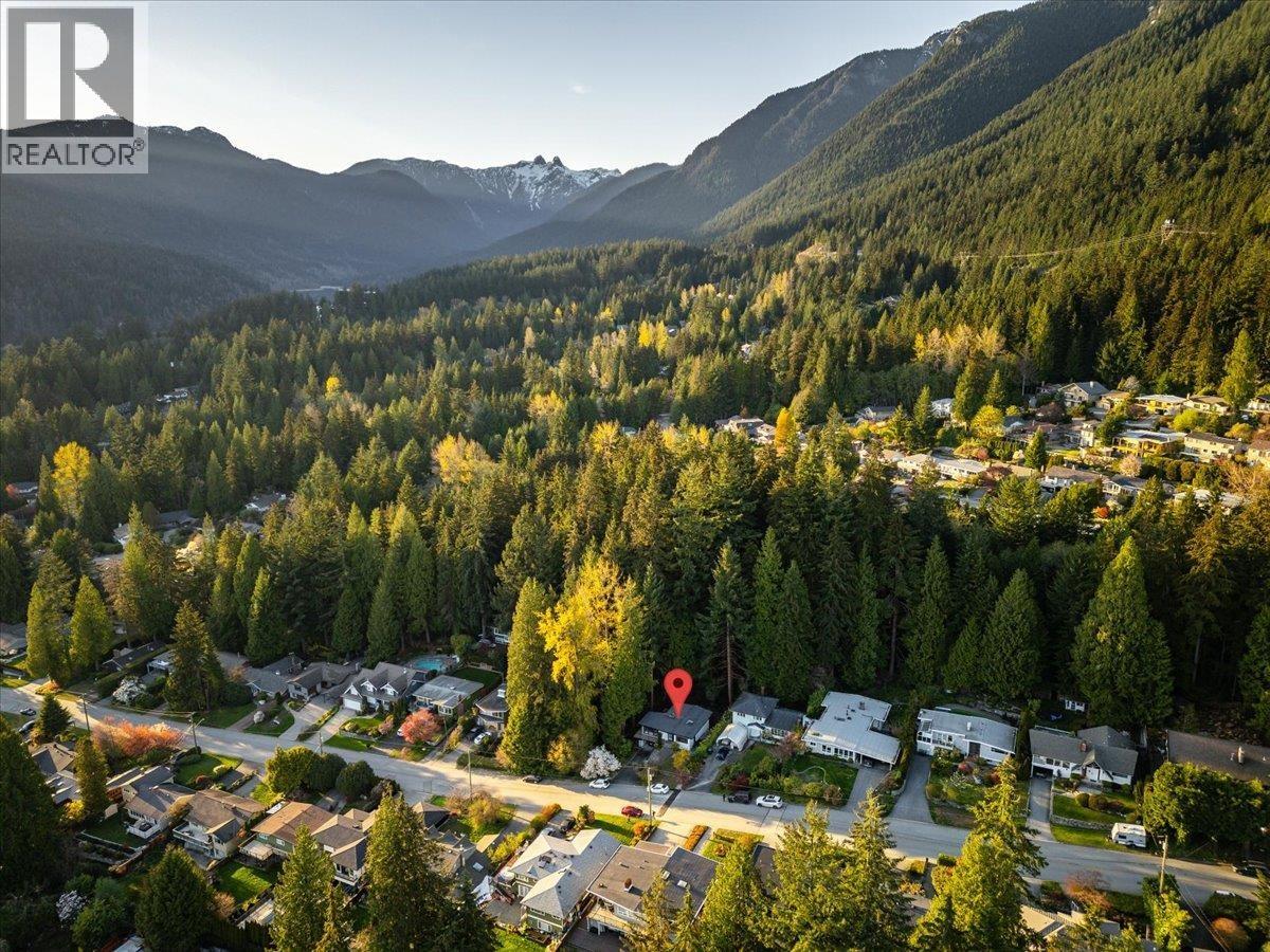 868 Prospect Avenue, North Vancouver, British Columbia  V7R 2M3 - Photo 6 - R3105731