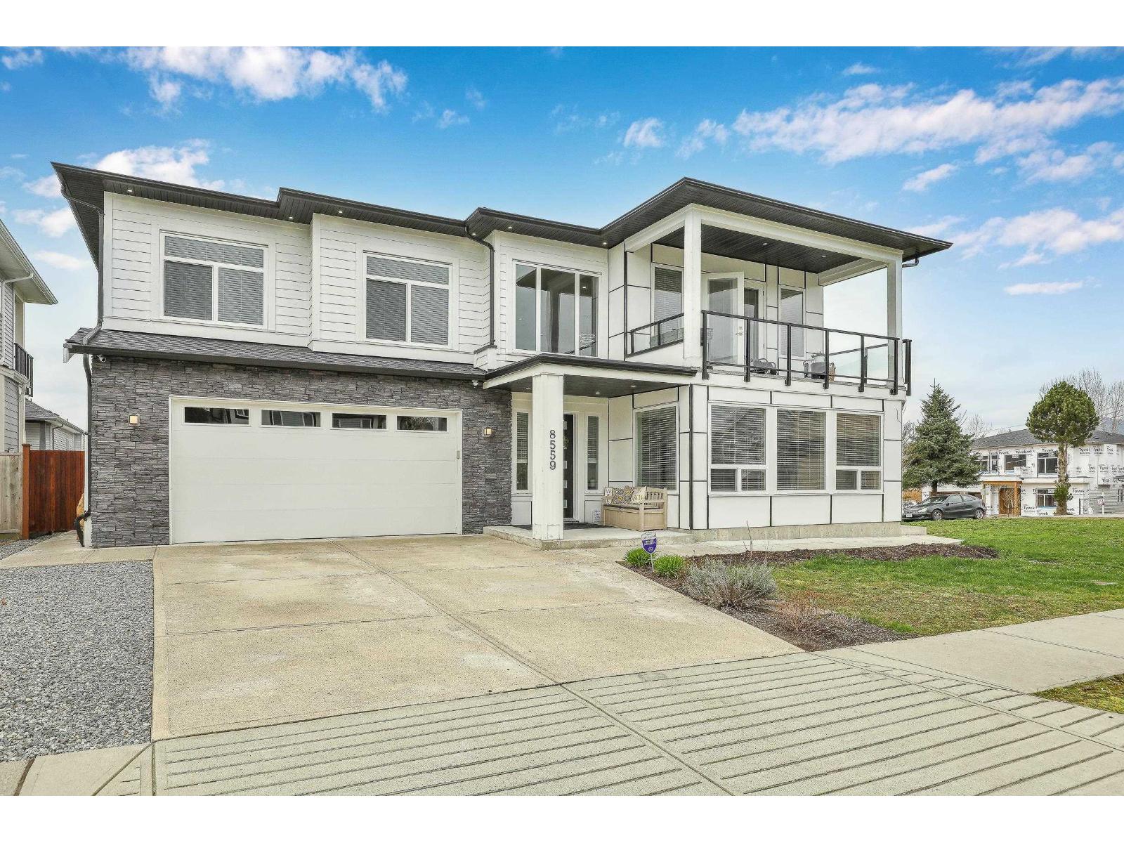 8559 Benedict Boulevard, Mission, British Columbia  V2V 0H1 - Photo 2 - R3102998