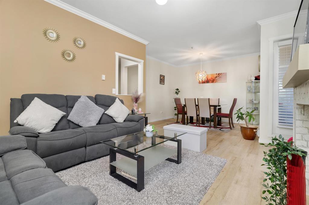 106 10675 138a Street, Surrey, British Columbia  V3T 4L2 - Photo 4 - R3103851