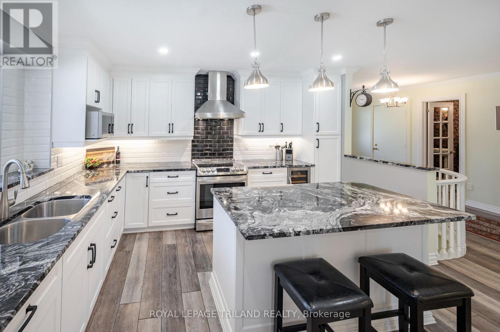 1 - 70 Glenroy Road, London South, Ontario  N5Z 4W9 - Photo 13 - X12941976