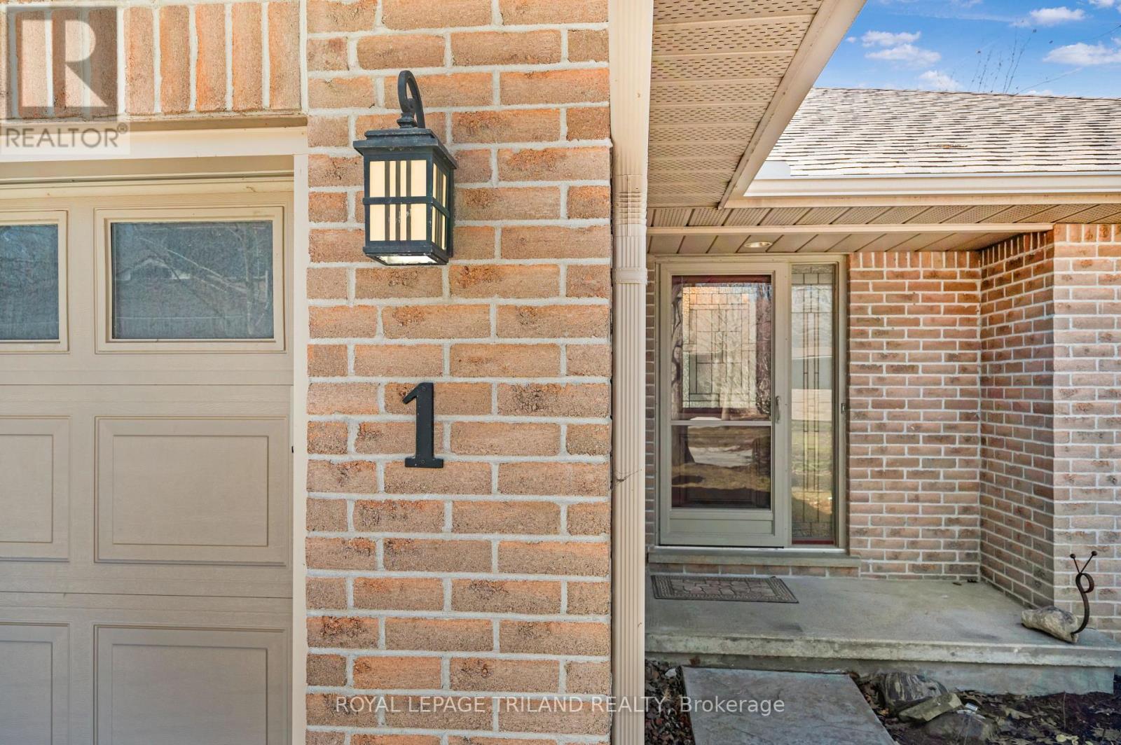 1 - 70 Glenroy Road, London South, Ontario  N5Z 4W9 - Photo 4 - X12941976