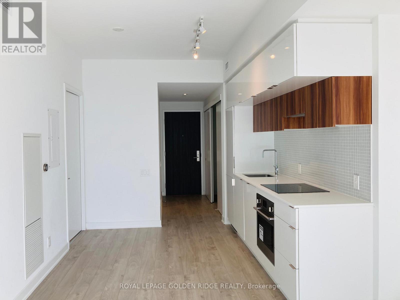 2311 - 185 Roehampton Avenue, Toronto, Ontario  M4P 1R4 - Photo 7 - C12941986