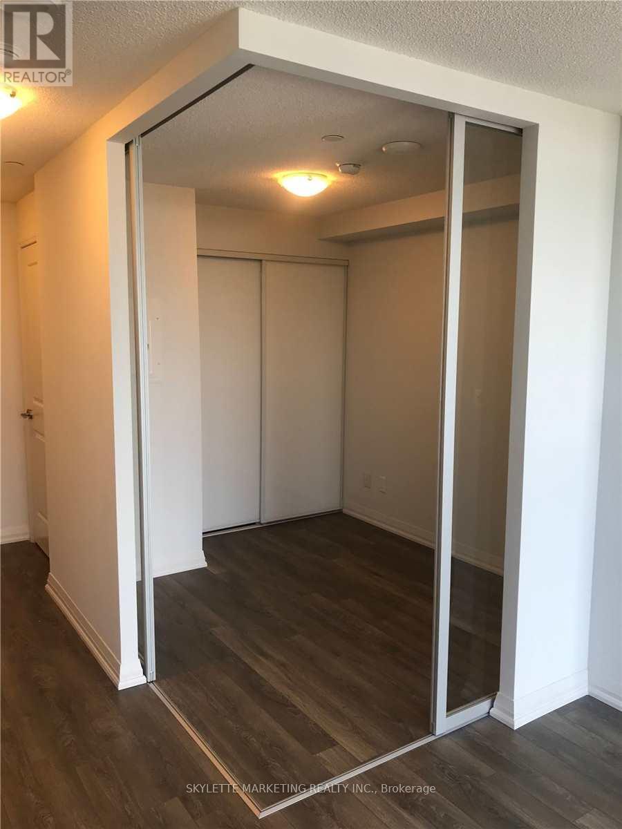 804 - 30 Meadowglen Place, Toronto, Ontario  M1G 0A6 - Photo 6 - E12941972