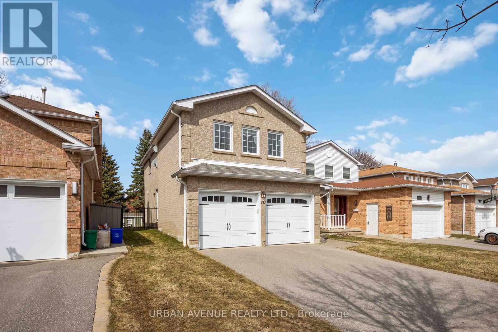 711 Cowan Circle, Pickering, Ontario  L1W 3K6 - Photo 2 - E12941994