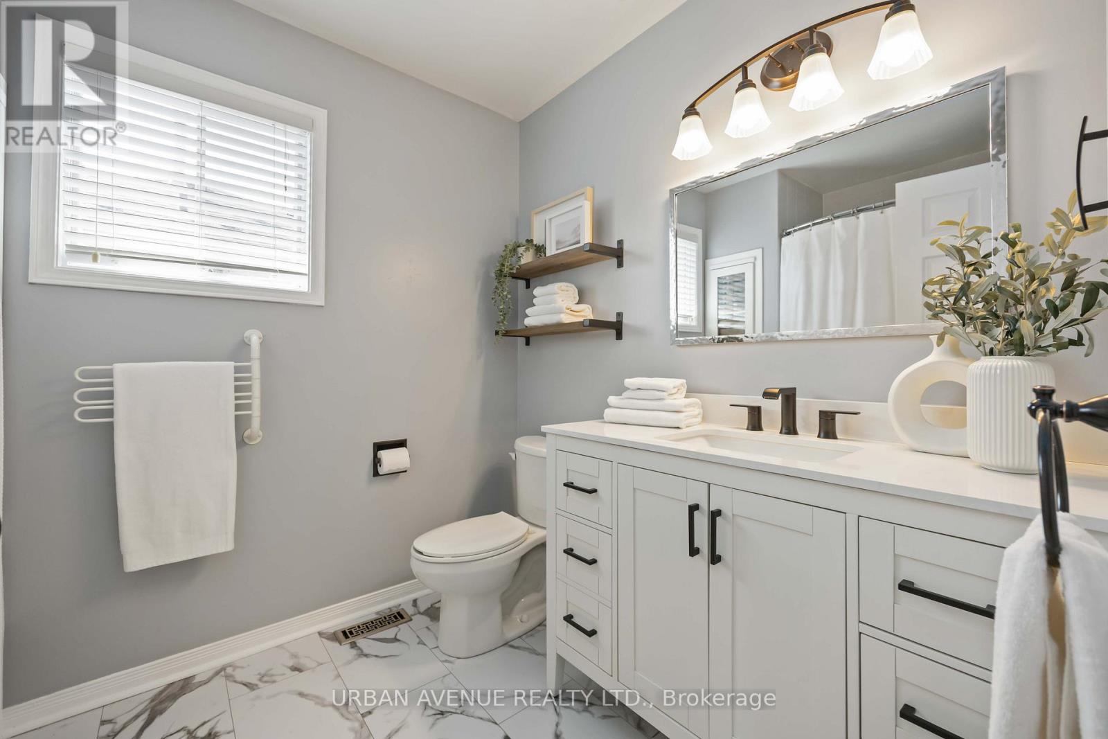 711 Cowan Circle, Pickering, Ontario  L1W 3K6 - Photo 28 - E12941994