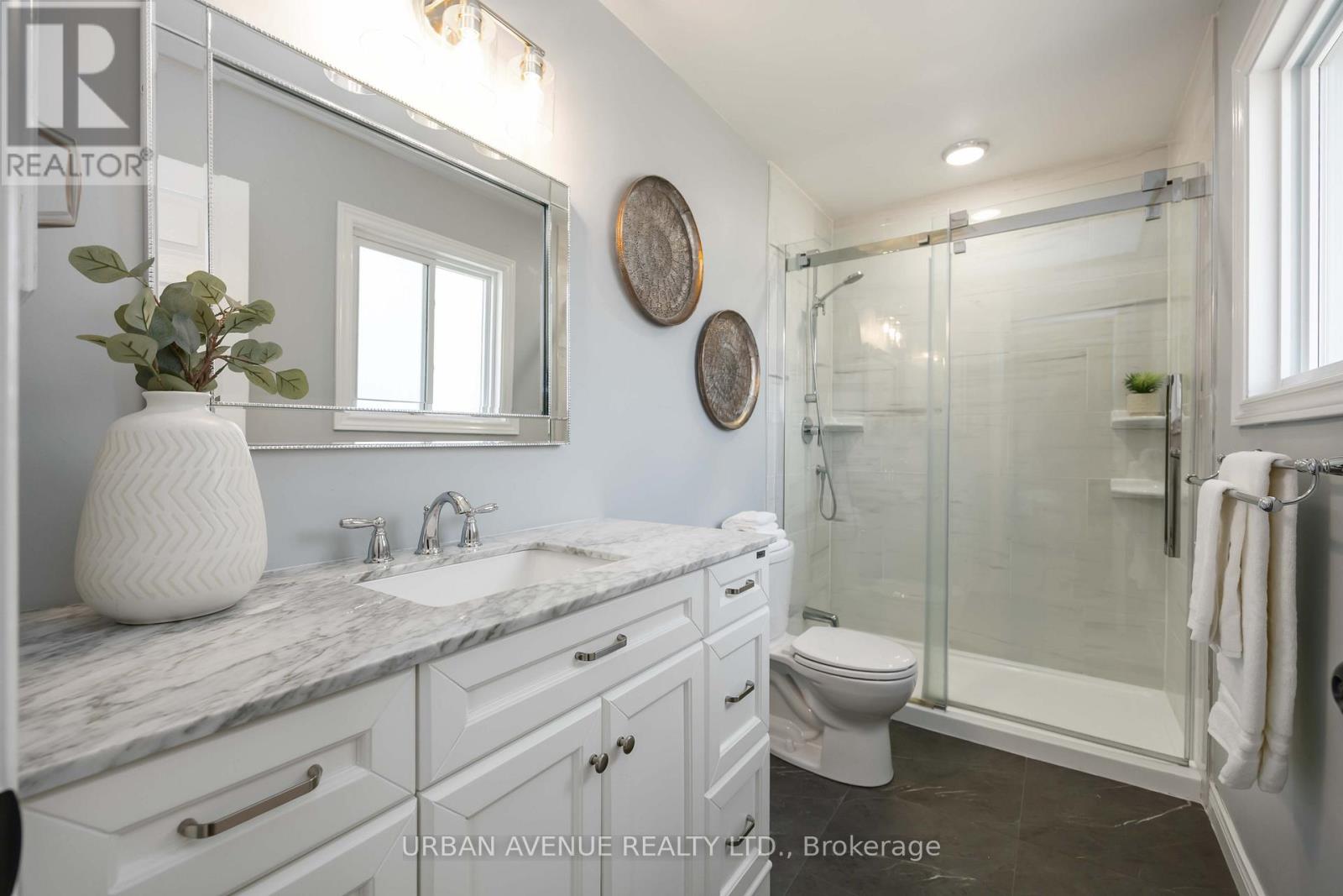 711 Cowan Circle, Pickering, Ontario  L1W 3K6 - Photo 36 - E12941994