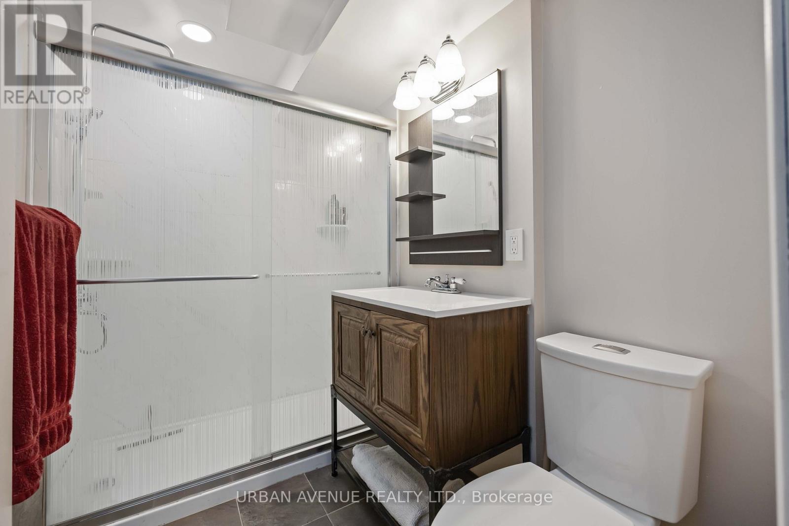 711 Cowan Circle, Pickering, Ontario  L1W 3K6 - Photo 37 - E12941994