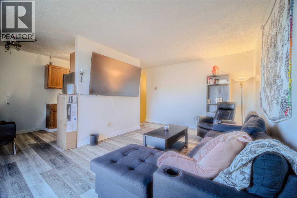 32, 1703 11 Avenue SW, Calgary, Alberta  T3C 0N5 - Photo 4 - A2276098