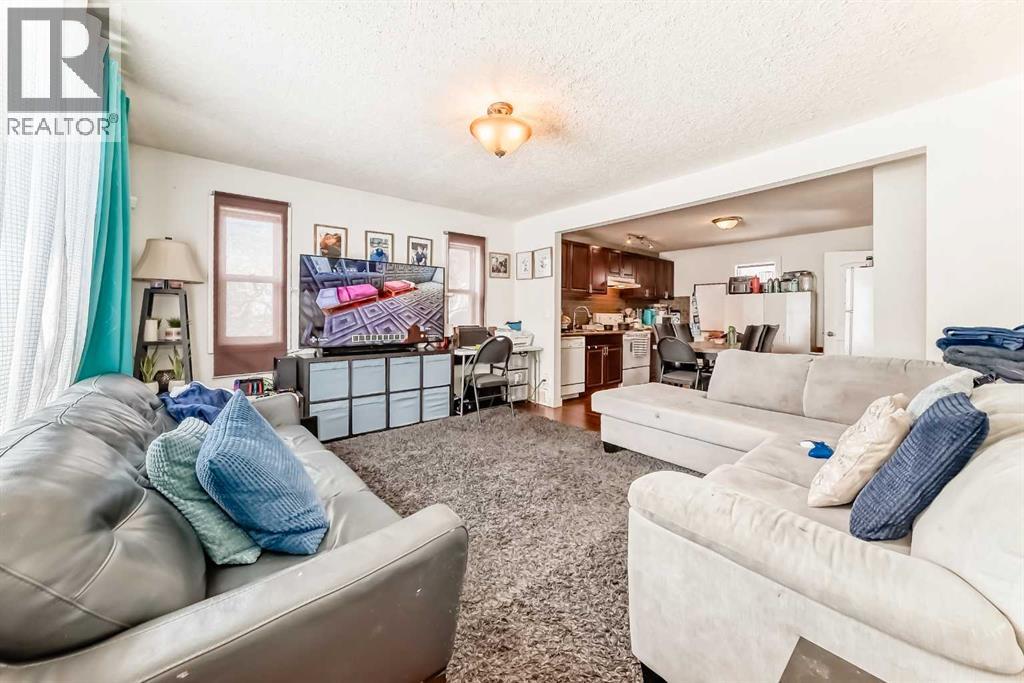 2428 3 Avenue Nw, Calgary, Alberta  T2N 0L7 - Photo 5 - A2297646