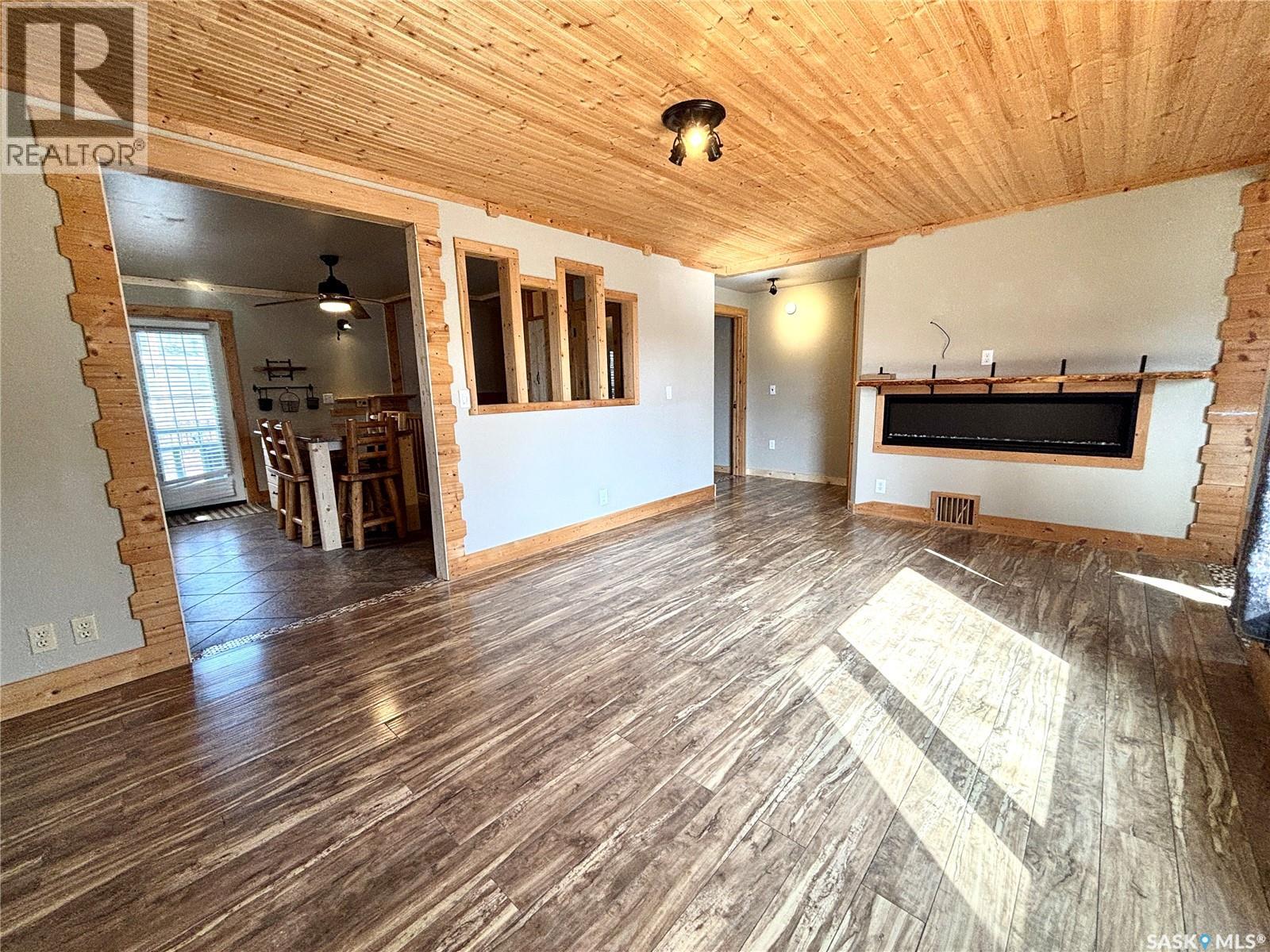 407 Maple Street, Maple Creek, Saskatchewan  S0N 1N0 - Photo 14 - SK031754