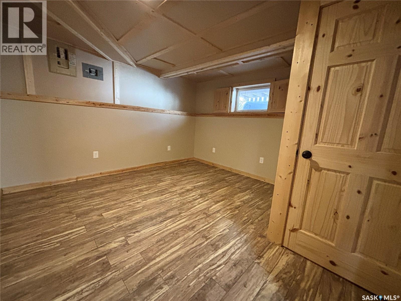 407 Maple Street, Maple Creek, Saskatchewan  S0N 1N0 - Photo 32 - SK031754