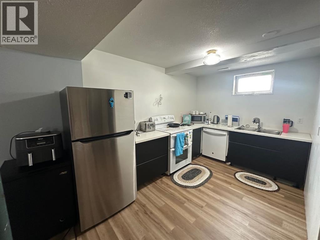 329 15 Street, Wainwright, Alberta  T9W 1J2 - Photo 23 - A2285706