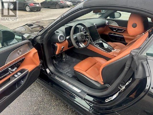 207 250 E Esplanade, North Vancouver, British Columbia  V7L 1A3 - Photo 3 - C8076553