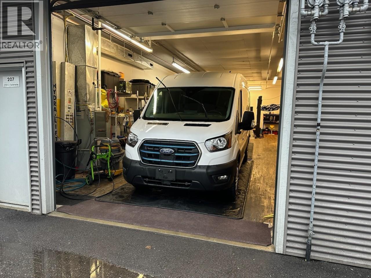 207 250 E Esplanade, North Vancouver, British Columbia  V7L 1A3 - Photo 18 - C8076553