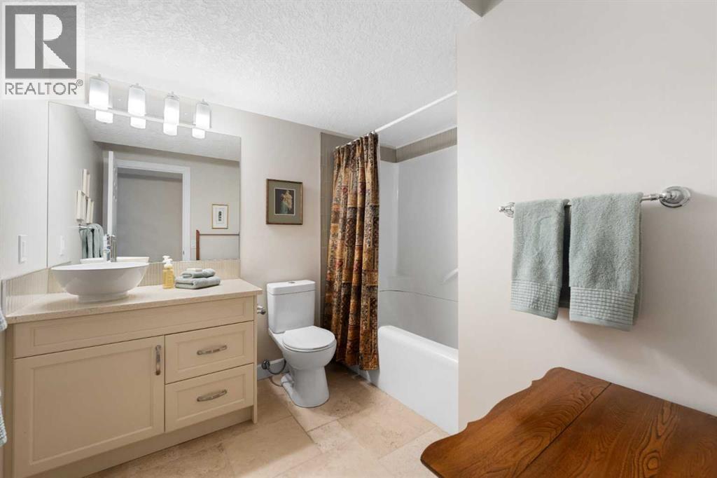 71 Chaparral Close Se, Calgary, Alberta  T2X 3L7 - Photo 31 - A2291379