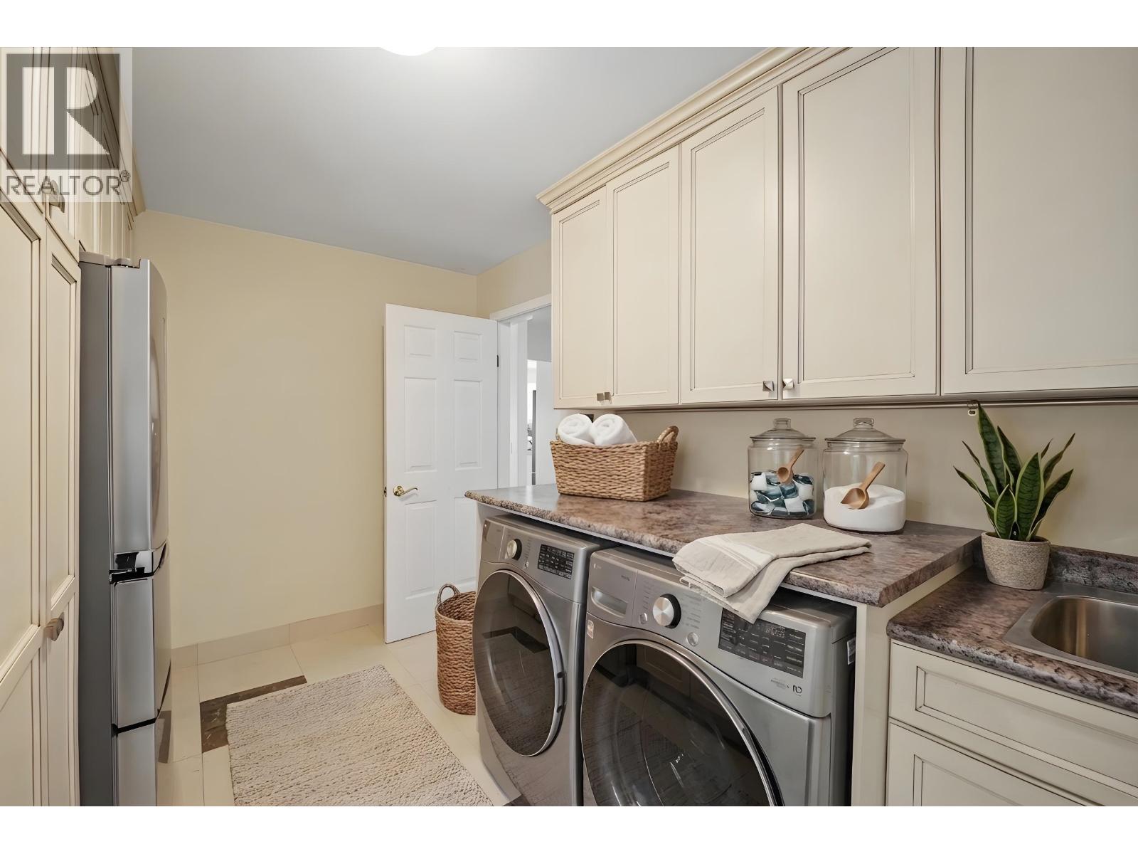 2780 Cultus Court, Coquitlam, British Columbia  V3C 5A8 - Photo 17 - R3105300