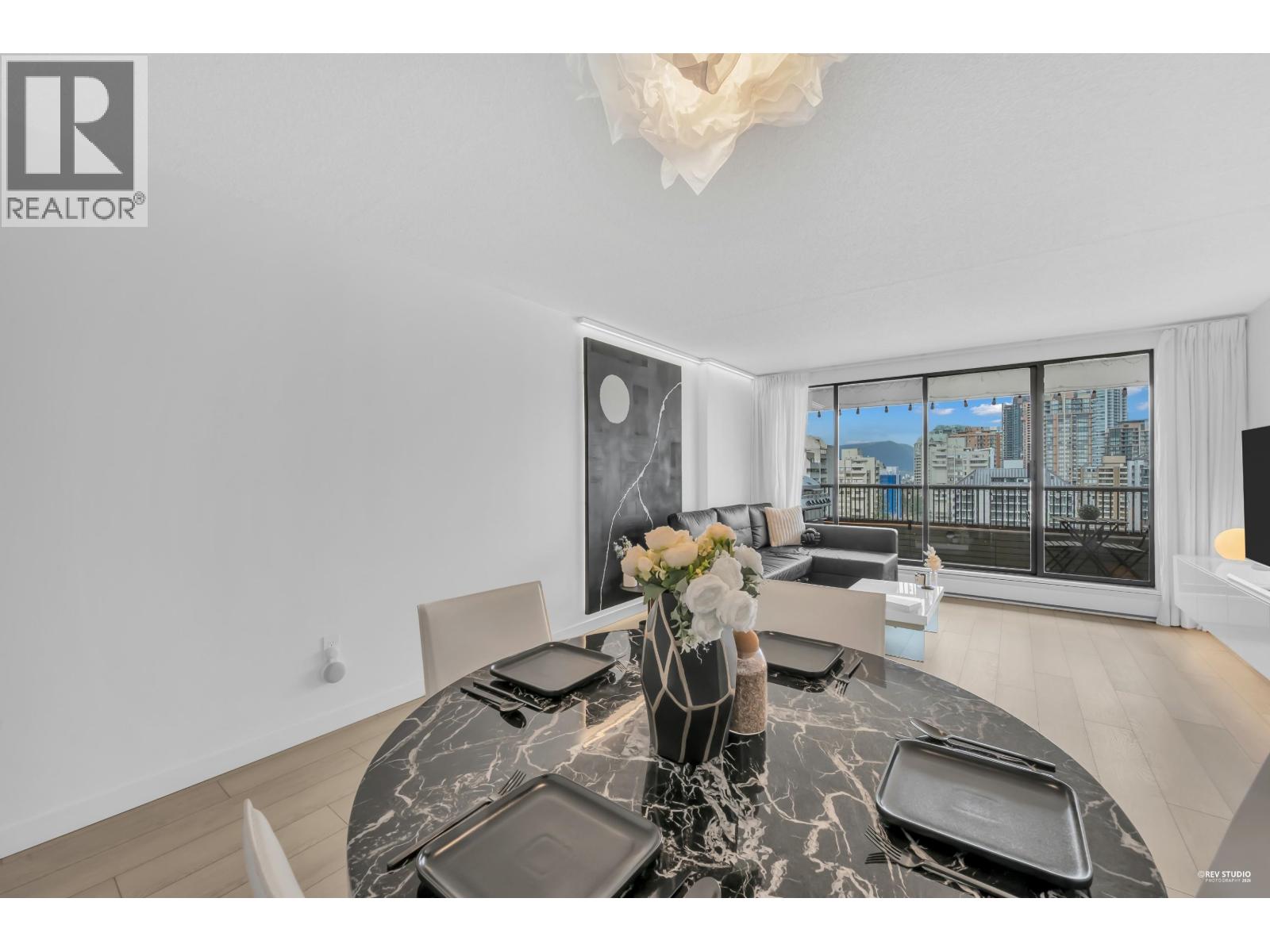 1703 6595 Willingdon Avenue, Burnaby, British Columbia  V5H 4E5 - Photo 8 - R3105605