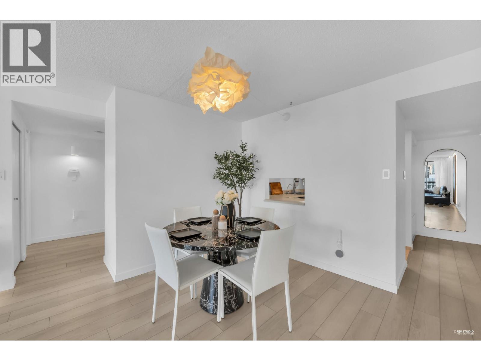 1703 6595 Willingdon Avenue, Burnaby, British Columbia  V5H 4E5 - Photo 9 - R3105605