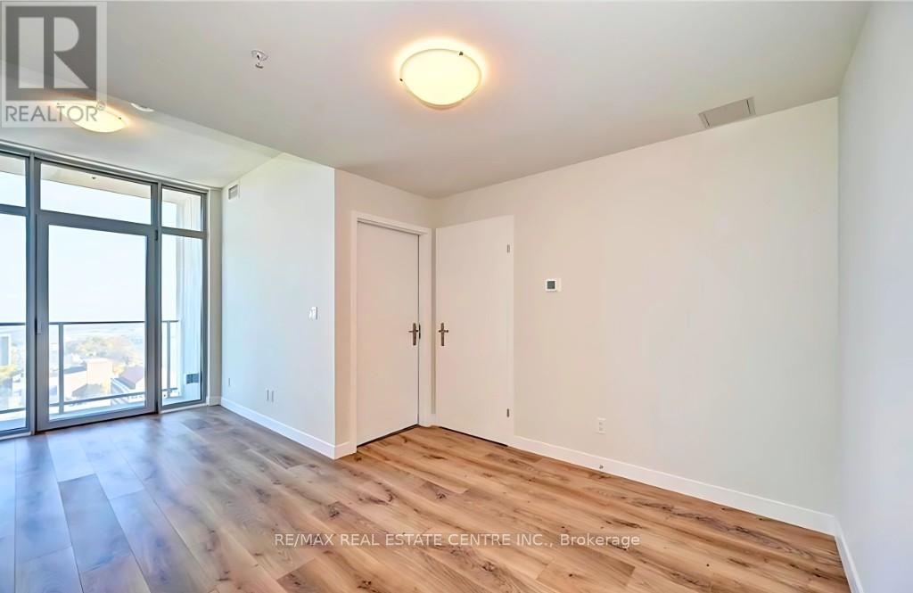 2505 - 60 Frederick Street, Kitchener, Ontario  N2H 0C7 - Photo 3 - X12937518