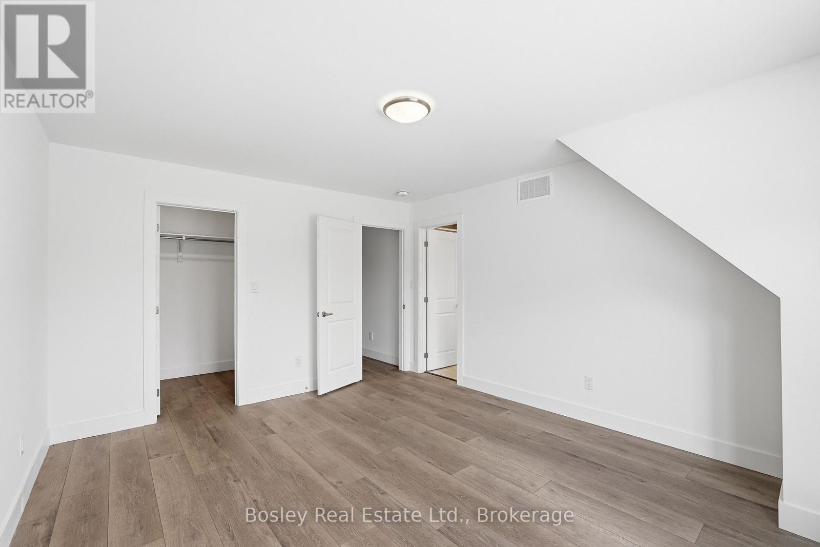 130 White Oak Crescent, Blue Mountains, Ontario  L9Y 5T5 - Photo 18 - X12942020