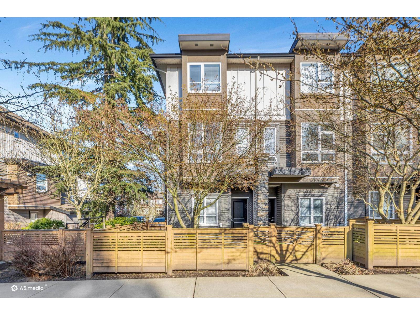 4 5888 144 STREET, Surrey, British Columbia