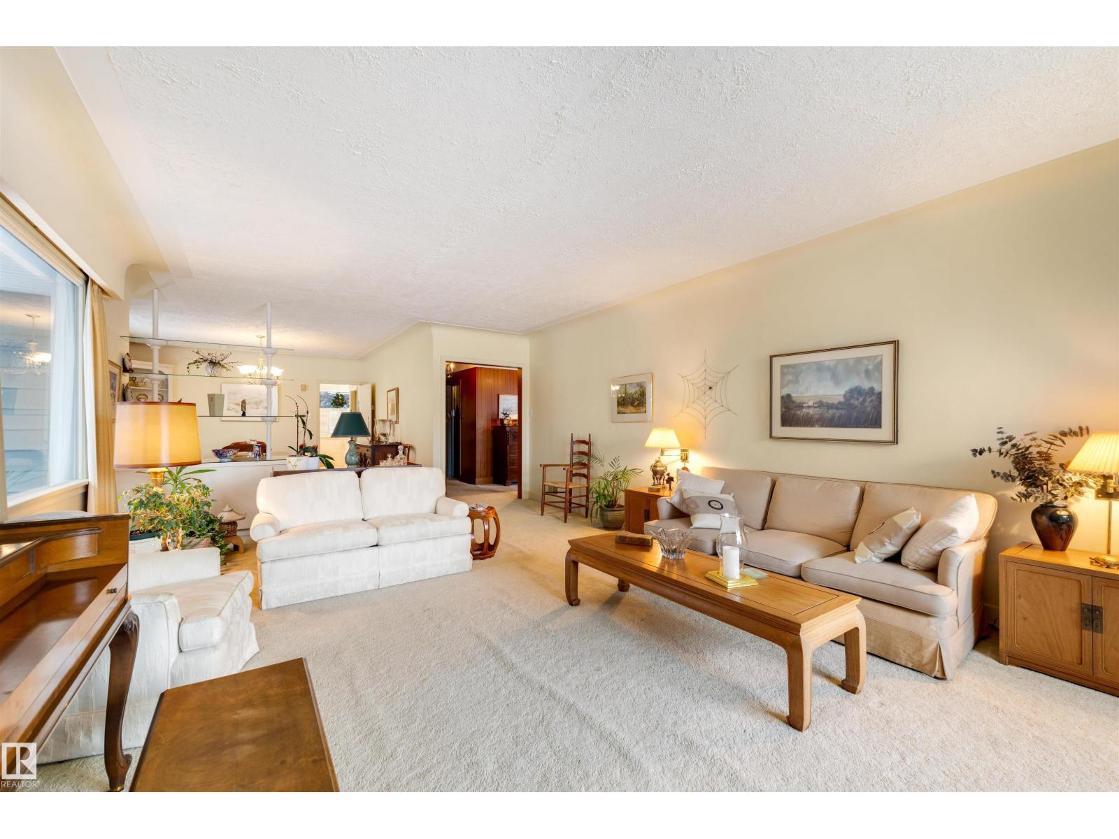 13882 Ravine Dr Nw, Edmonton, Alberta  T5N 3M1 - Photo 8 - E4479257