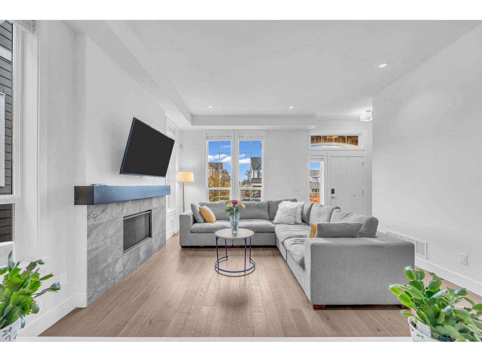 16549 21 Avenue, Surrey, British Columbia  V3Z 0V7 - Photo 5 - R3105368