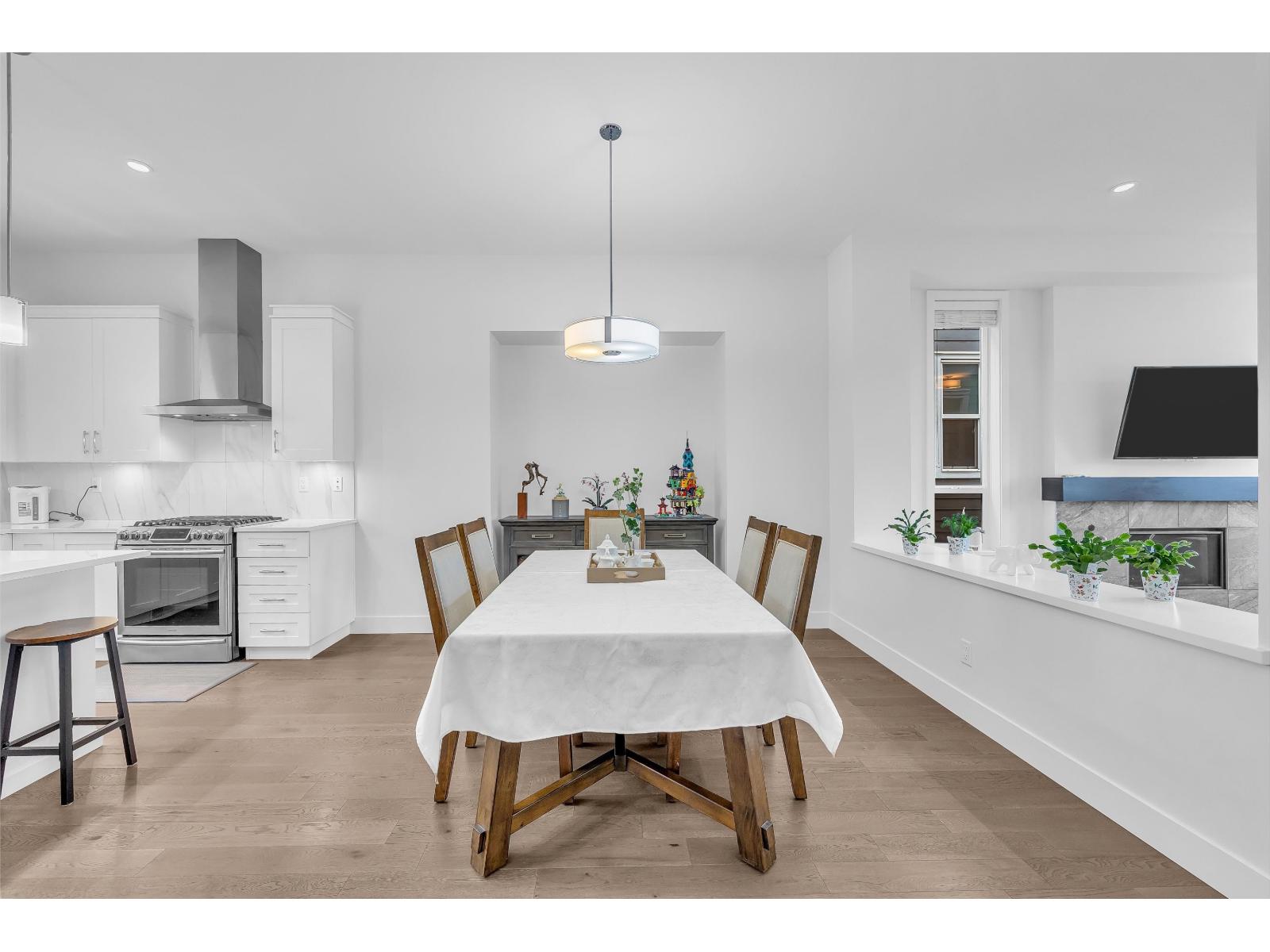 16549 21 Avenue, Surrey, British Columbia  V3Z 0V7 - Photo 9 - R3105368