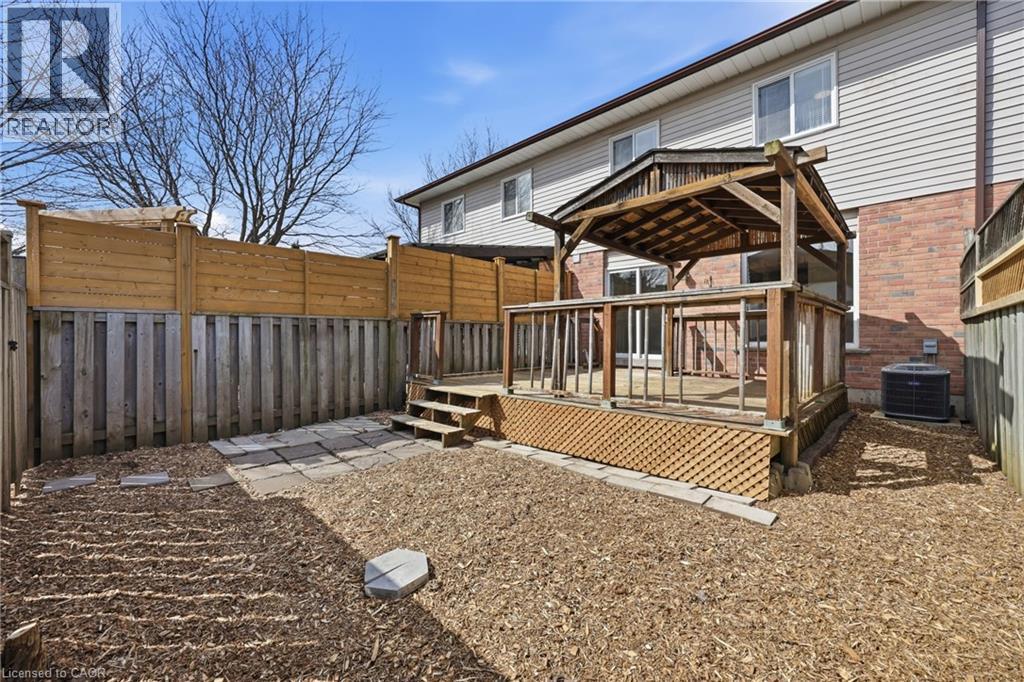 2a Courtland Drive, Brantford, Ontario  N3R 7V8 - Photo 38 - 40816714