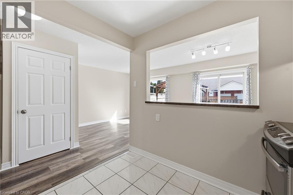 2a Courtland Drive, Brantford, Ontario  N3R 7V8 - Photo 10 - 40816714