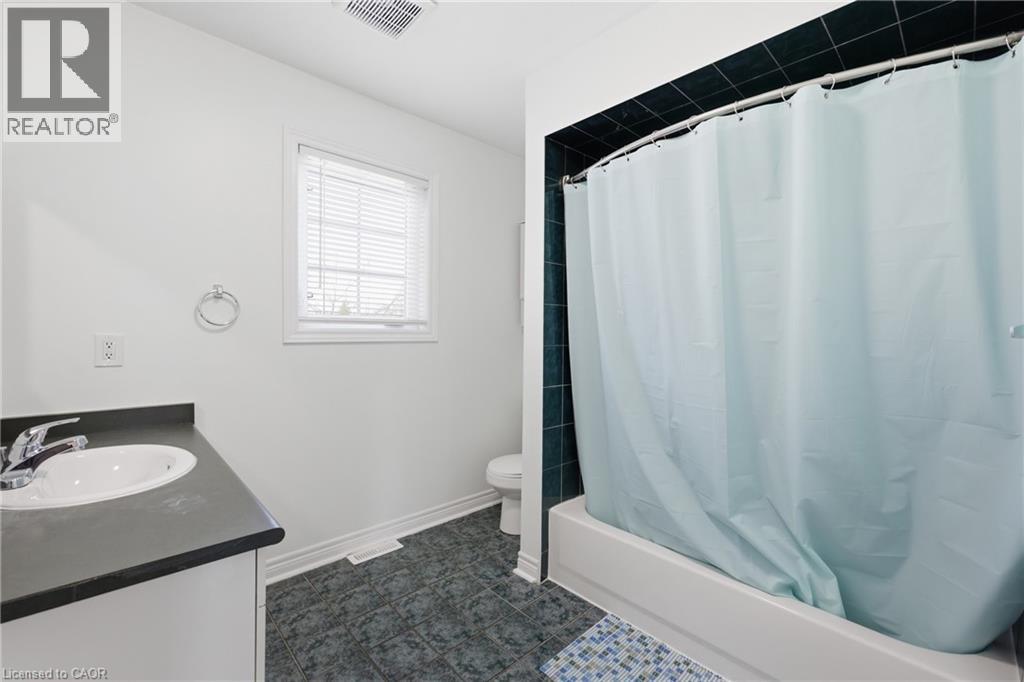 2a Courtland Drive, Brantford, Ontario  N3R 7V8 - Photo 20 - 40816714