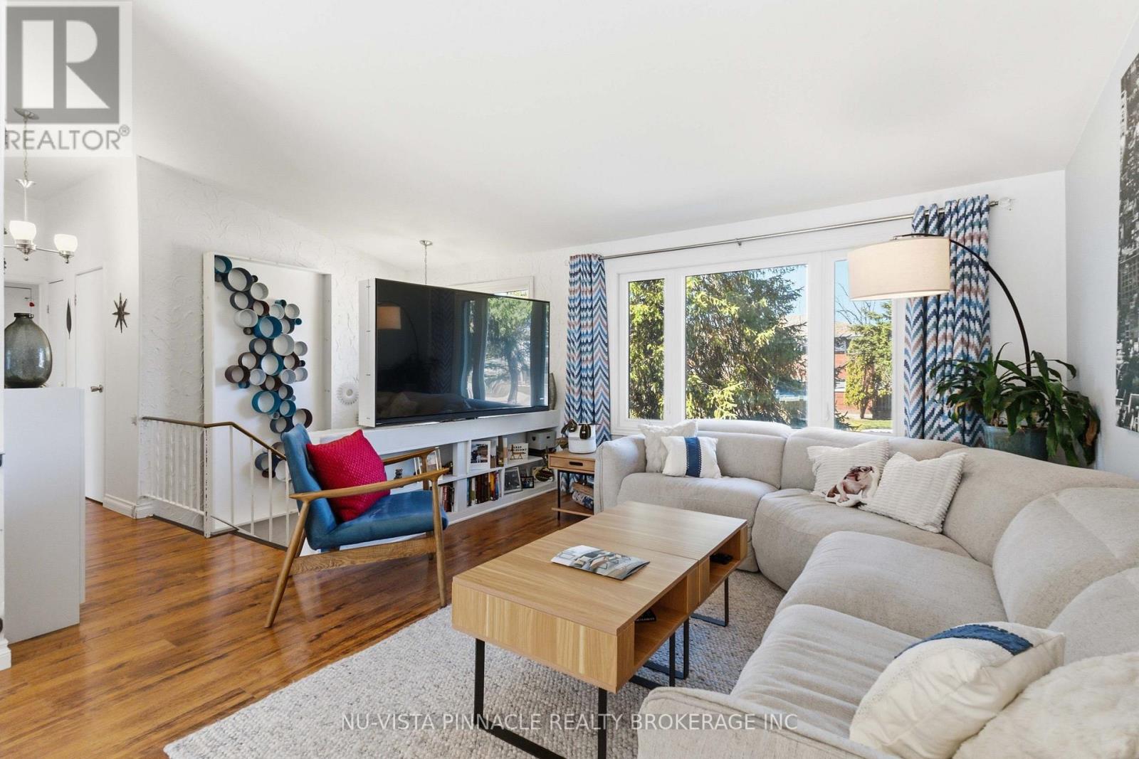 31 Sumner Road, London South, Ontario  N5Z 3Z1 - Photo 5 - X12942004