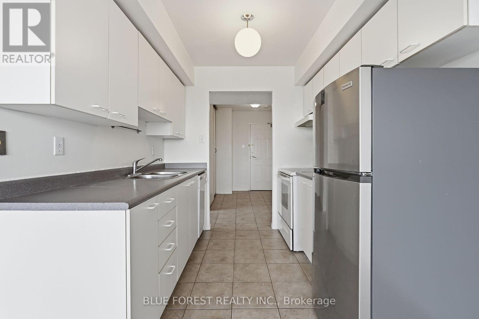 610 - 30 Chapman Court, London North, Ontario  N6G 4Y4 - Photo 17 - X12942030