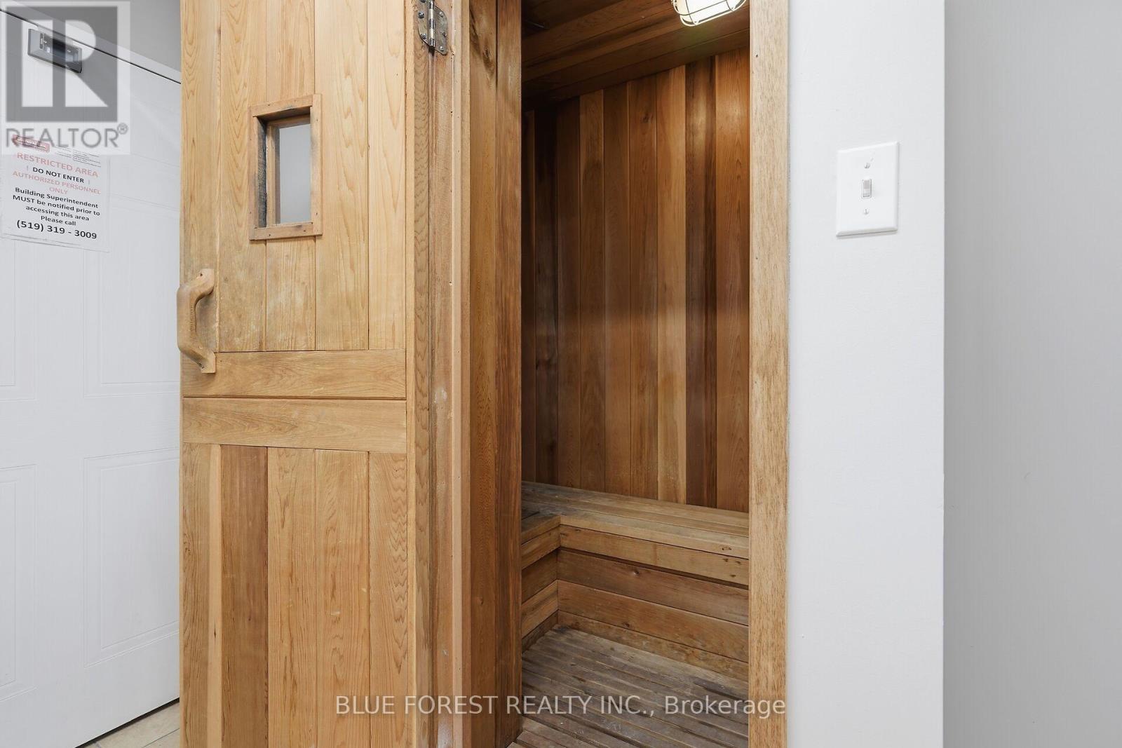 610 - 30 Chapman Court, London North, Ontario  N6G 4Y4 - Photo 36 - X12942030