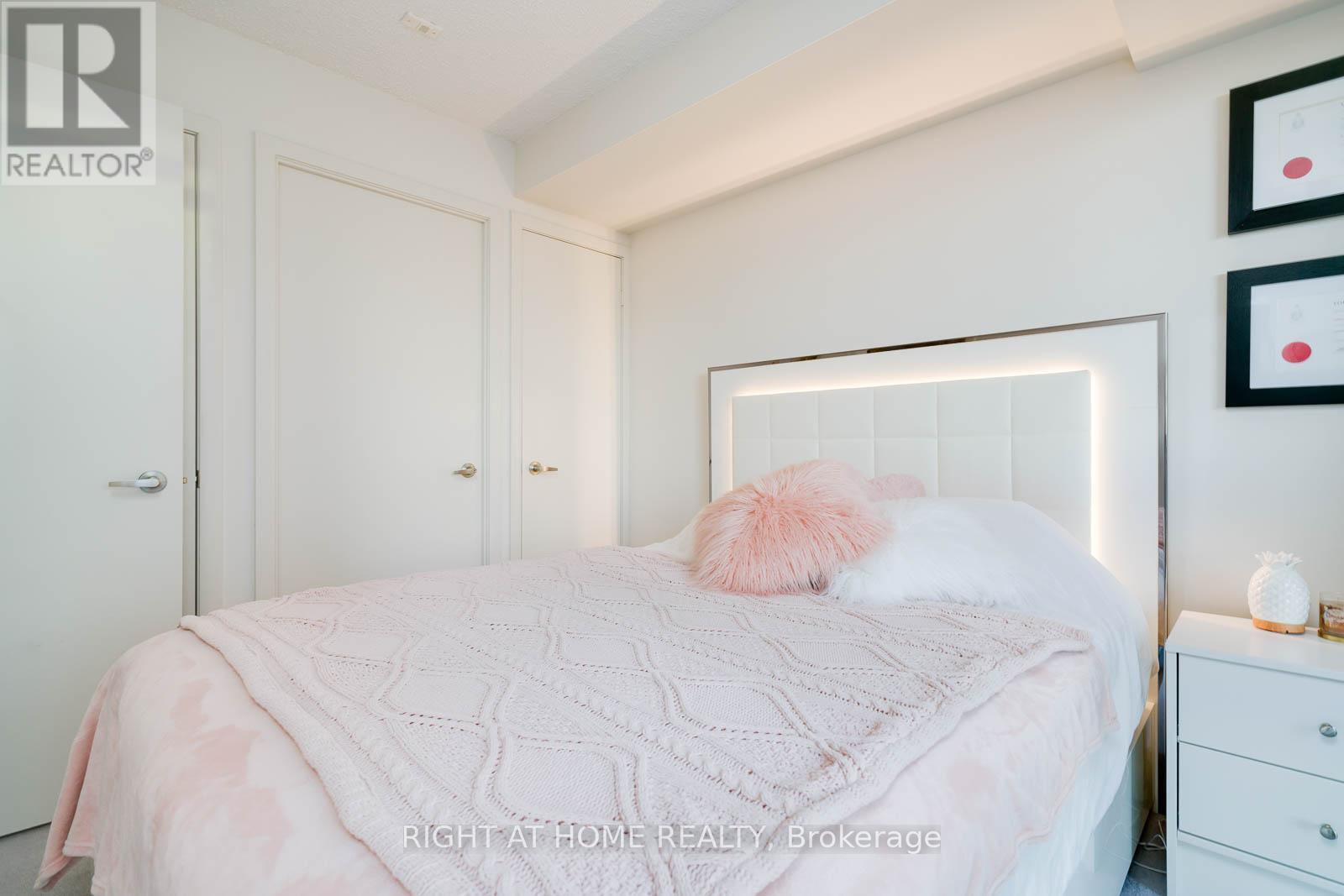 827 - 525 Wilson Avenue, Toronto, Ontario  M3H 0A7 - Photo 17 - C12942022