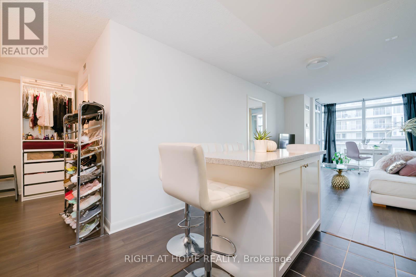 827 - 525 Wilson Avenue, Toronto, Ontario  M3H 0A7 - Photo 6 - C12942022