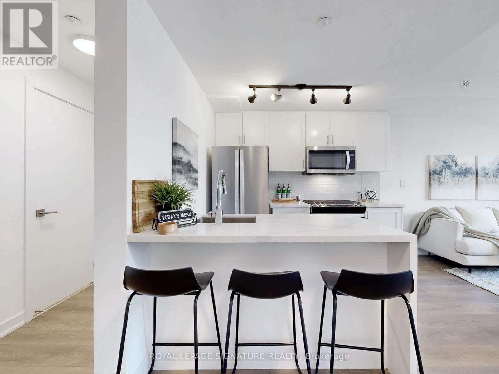 1 - 1455 O'connor Drive, Toronto, Ontario  M4B 2V5 - Photo 13 - E12942006