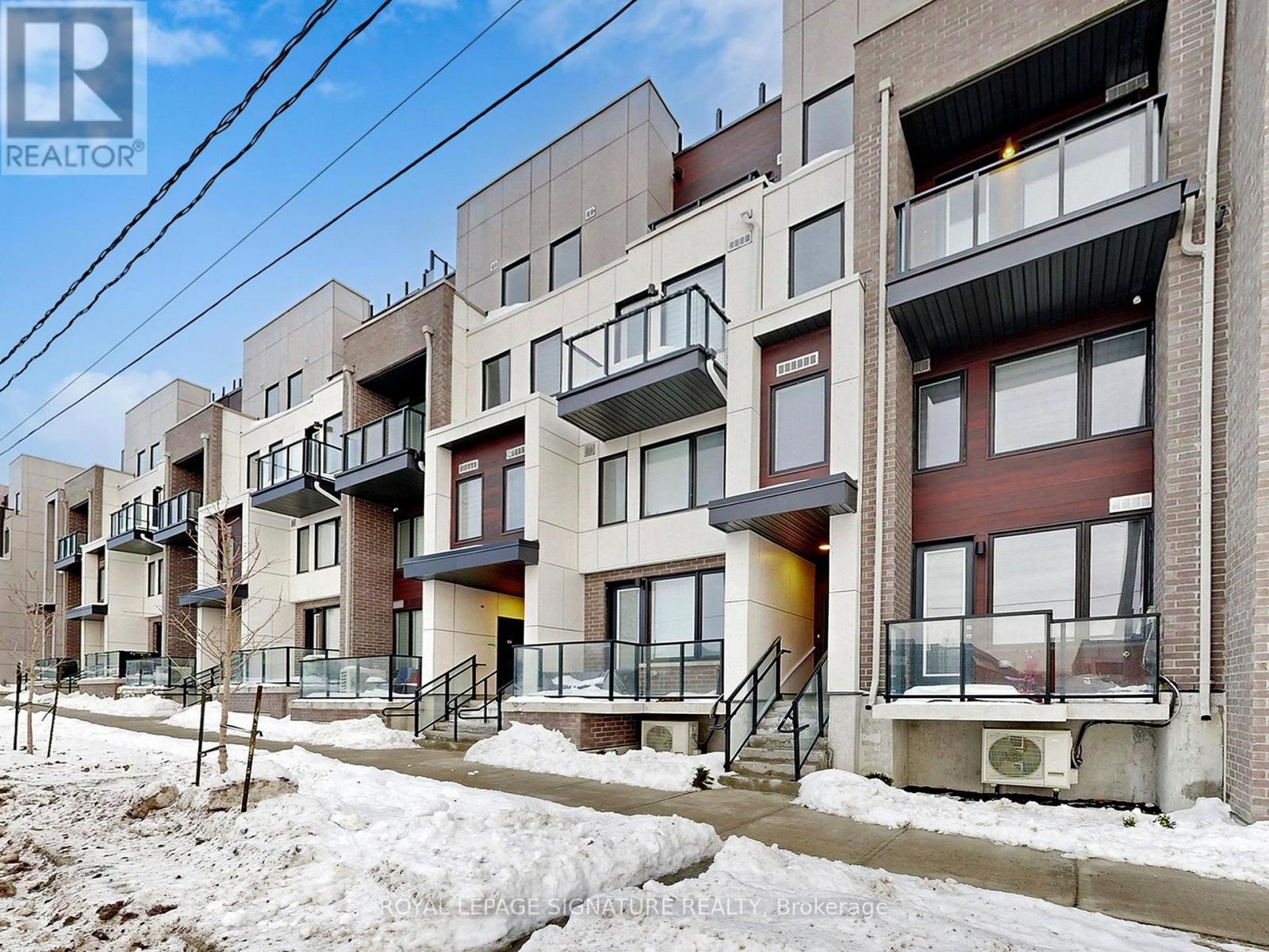 1 - 1455 O'connor Drive, Toronto, Ontario  M4B 2V5 - Photo 4 - E12942006