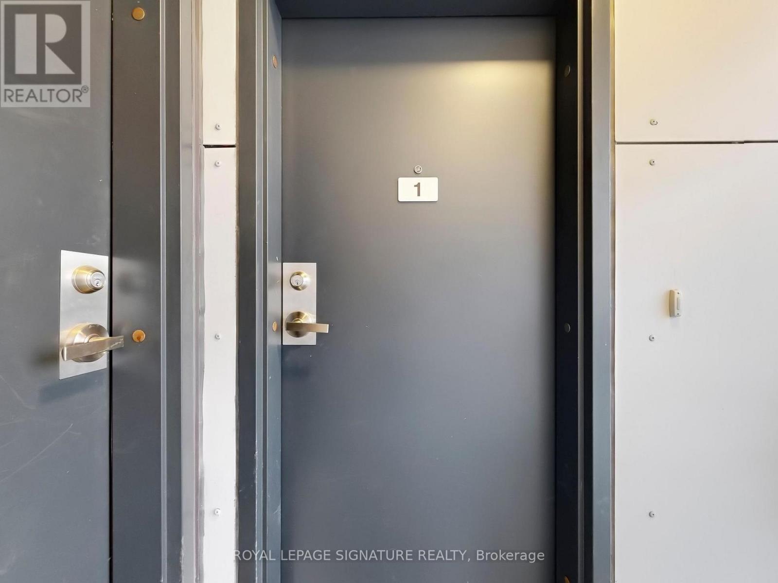 1 - 1455 O'connor Drive, Toronto, Ontario  M4B 2V5 - Photo 5 - E12942006