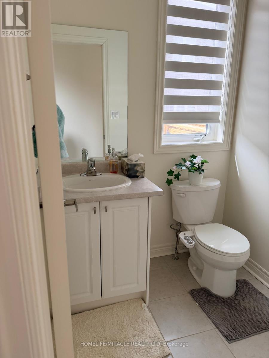 1218 Jim Brewster Circle, Oshawa, Ontario  L1K 1A5 - Photo 6 - E12942038