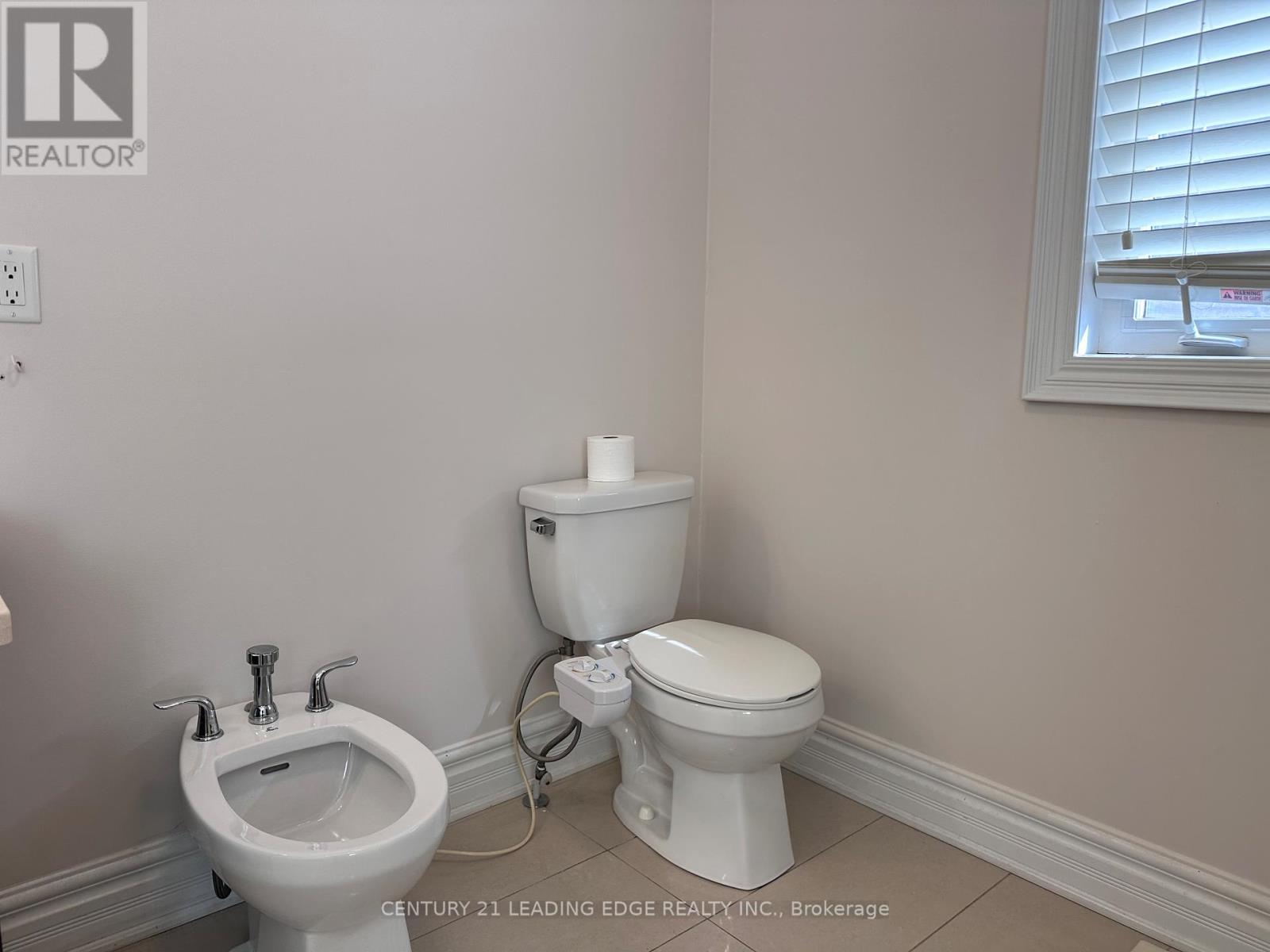 83 Golden Forest Road, Vaughan, Ontario  L6A 0S8 - Photo 37 - N12915132