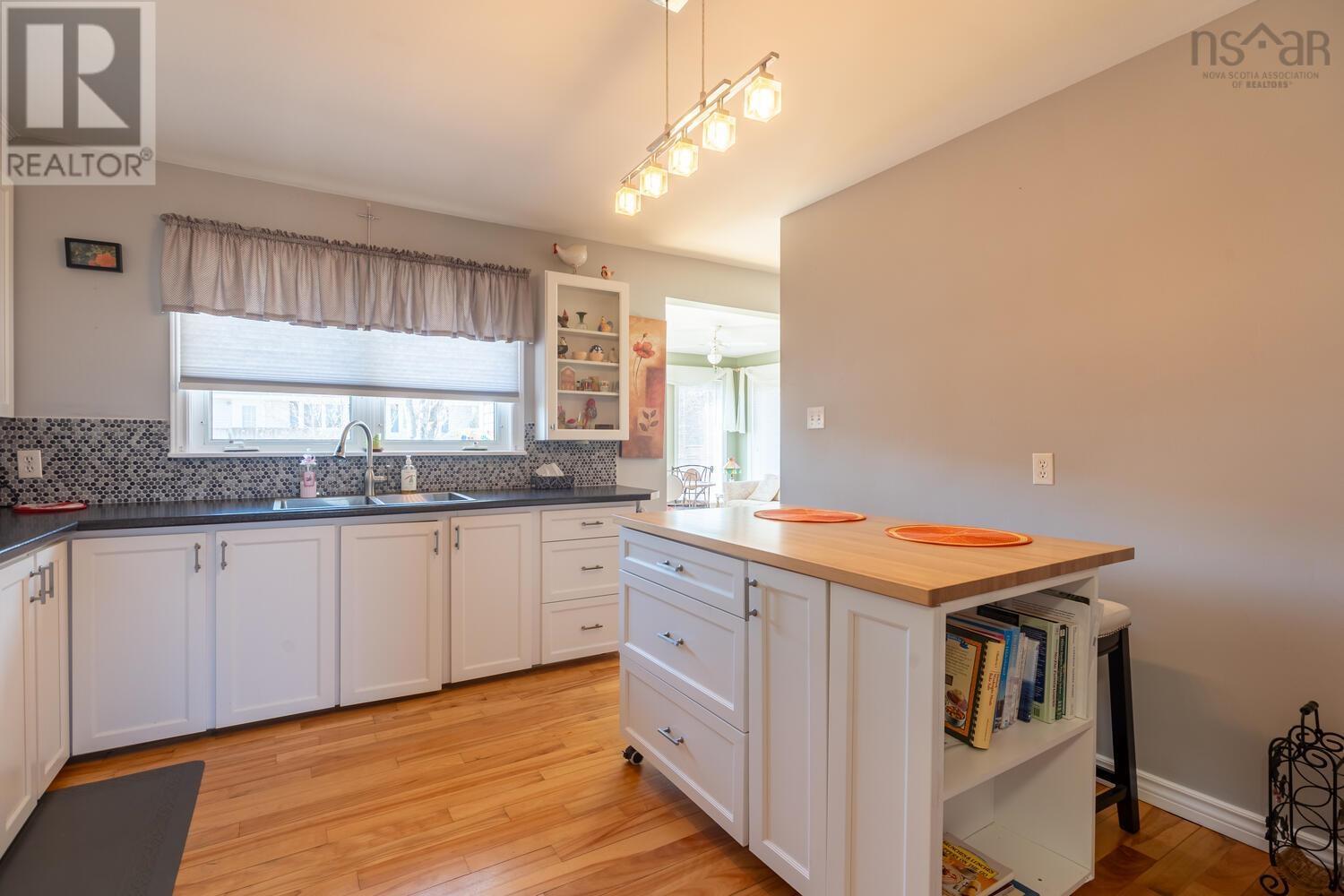 1 Juniper Crescent, Leiblin Park, Nova Scotia  B3R 2H3 - Photo 10 - 202605921