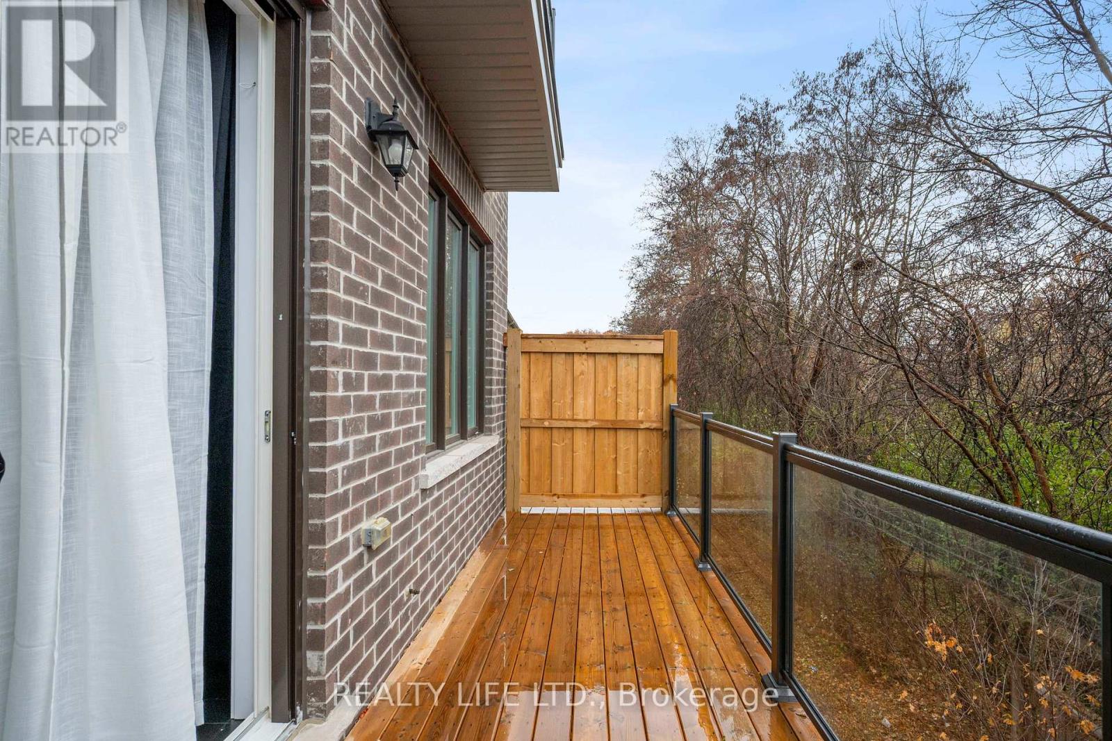 28 Folcroft Street, Brampton, Ontario  L6Y 6L3 - Photo 15 - W12942014