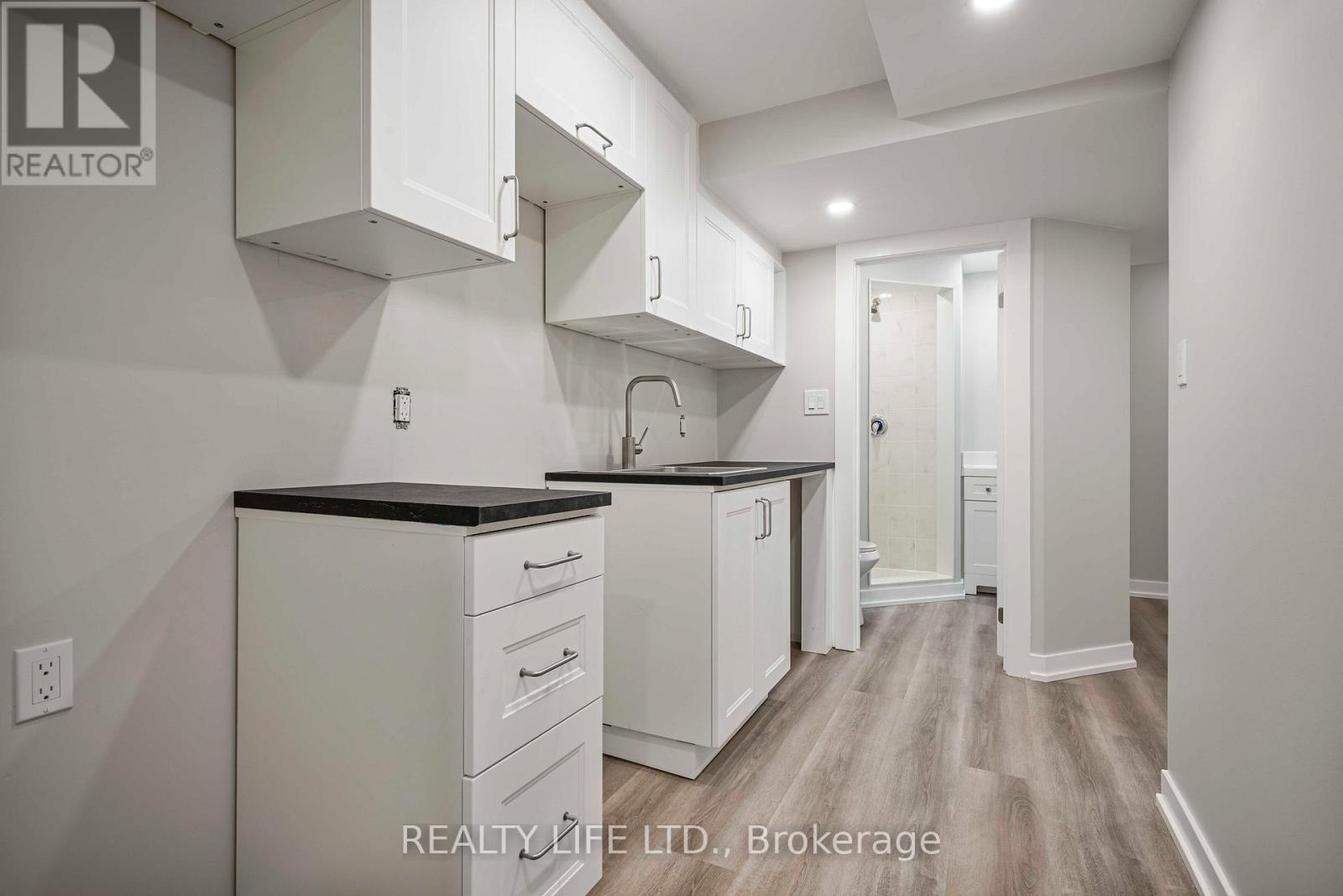 28 Folcroft Street, Brampton, Ontario  L6Y 6L3 - Photo 40 - W12942014