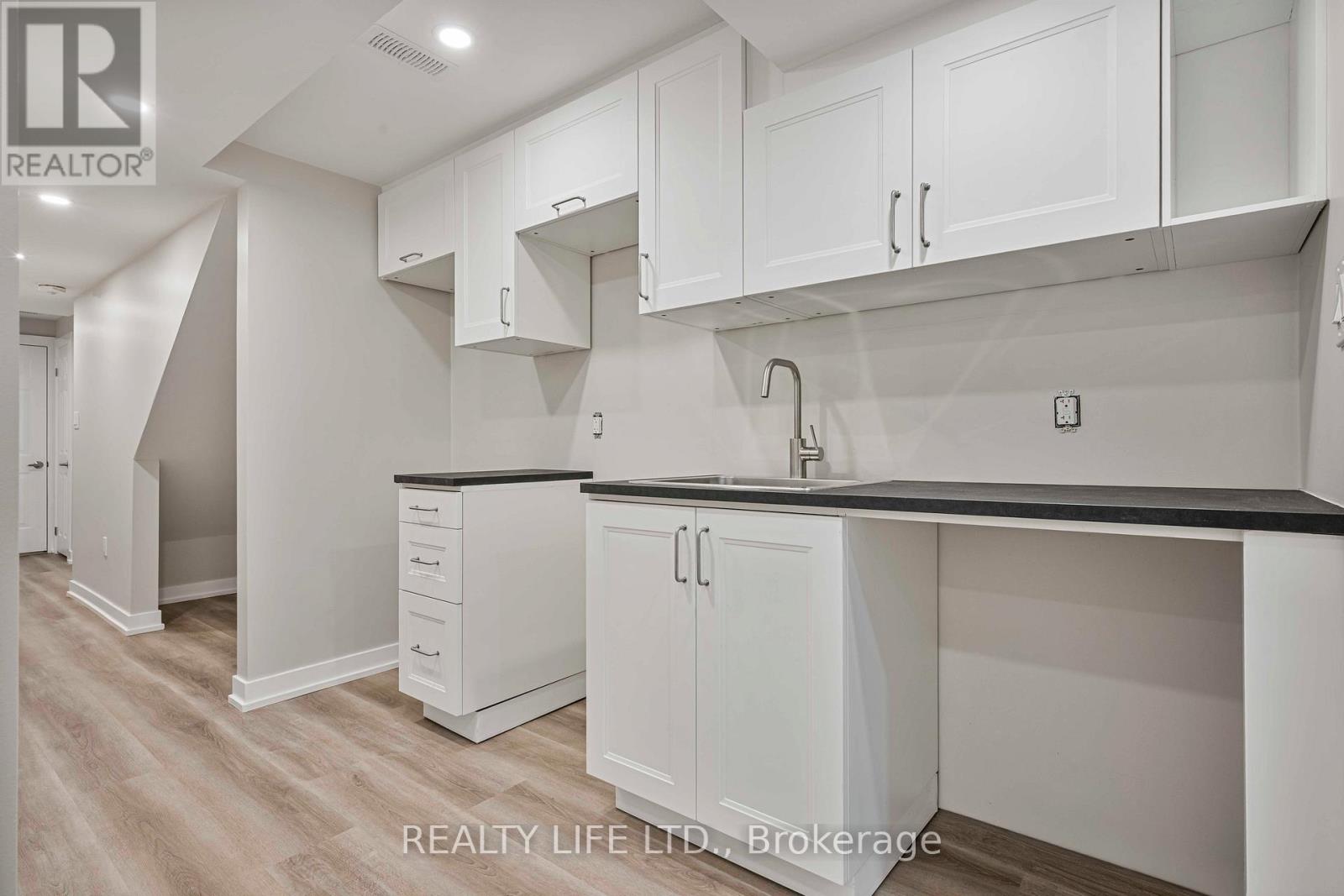 28 Folcroft Street, Brampton, Ontario  L6Y 6L3 - Photo 41 - W12942014