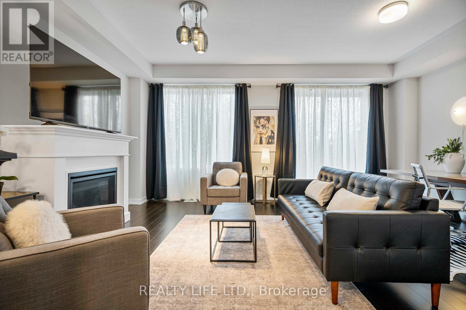 28 Folcroft Street, Brampton, Ontario  L6Y 6L3 - Photo 7 - W12942014