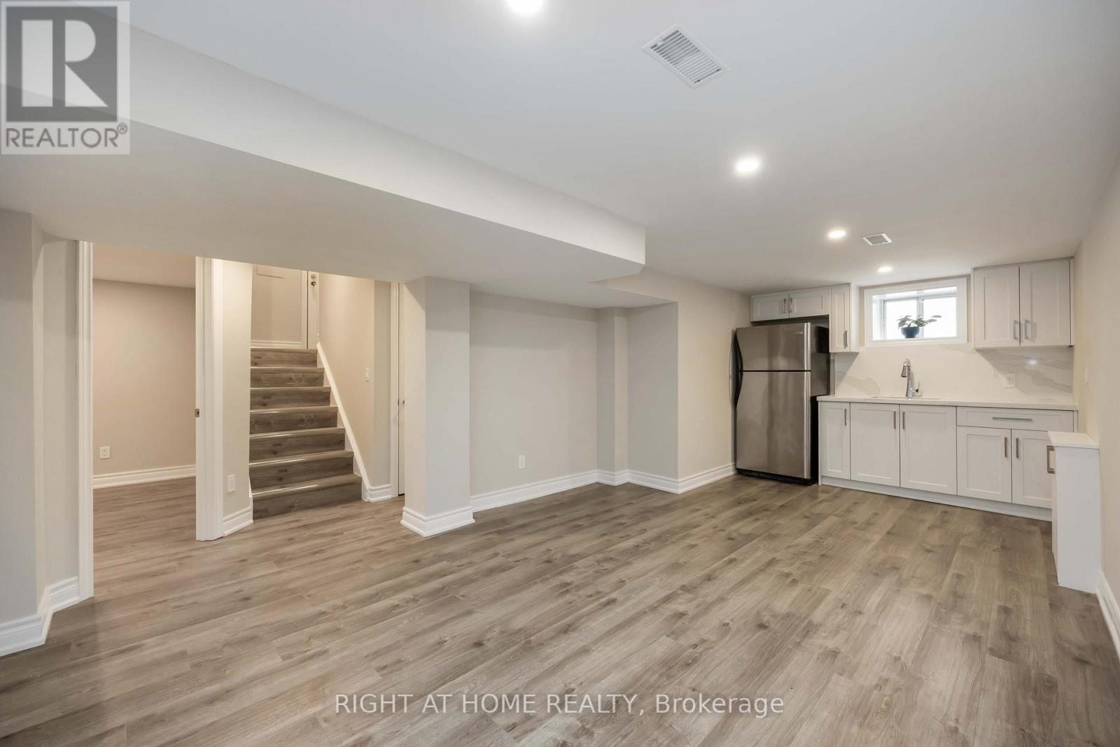 12 Rosalie Avenue N, Toronto, Ontario  M3L 1C5 - Photo 27 - W12942032